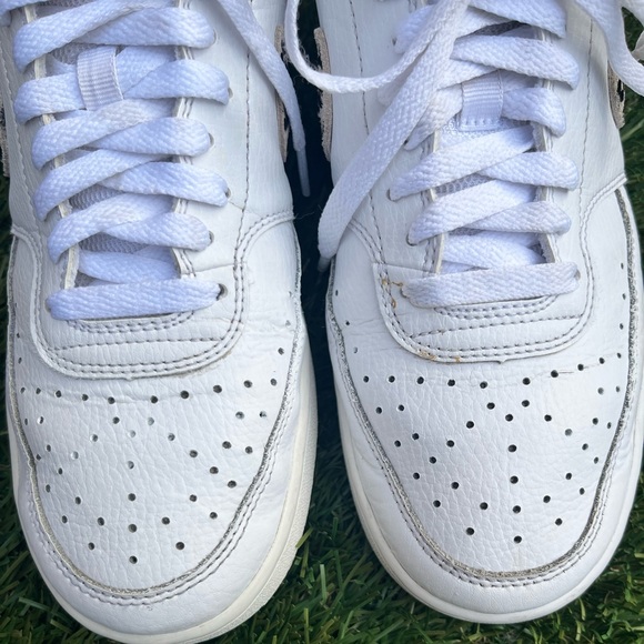 Nike Court Vision Low Sneakers - Picture 3 of 11